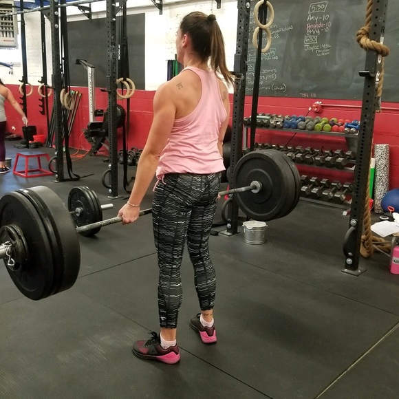 Meet your Posher, Karen - Picture 5 of 6